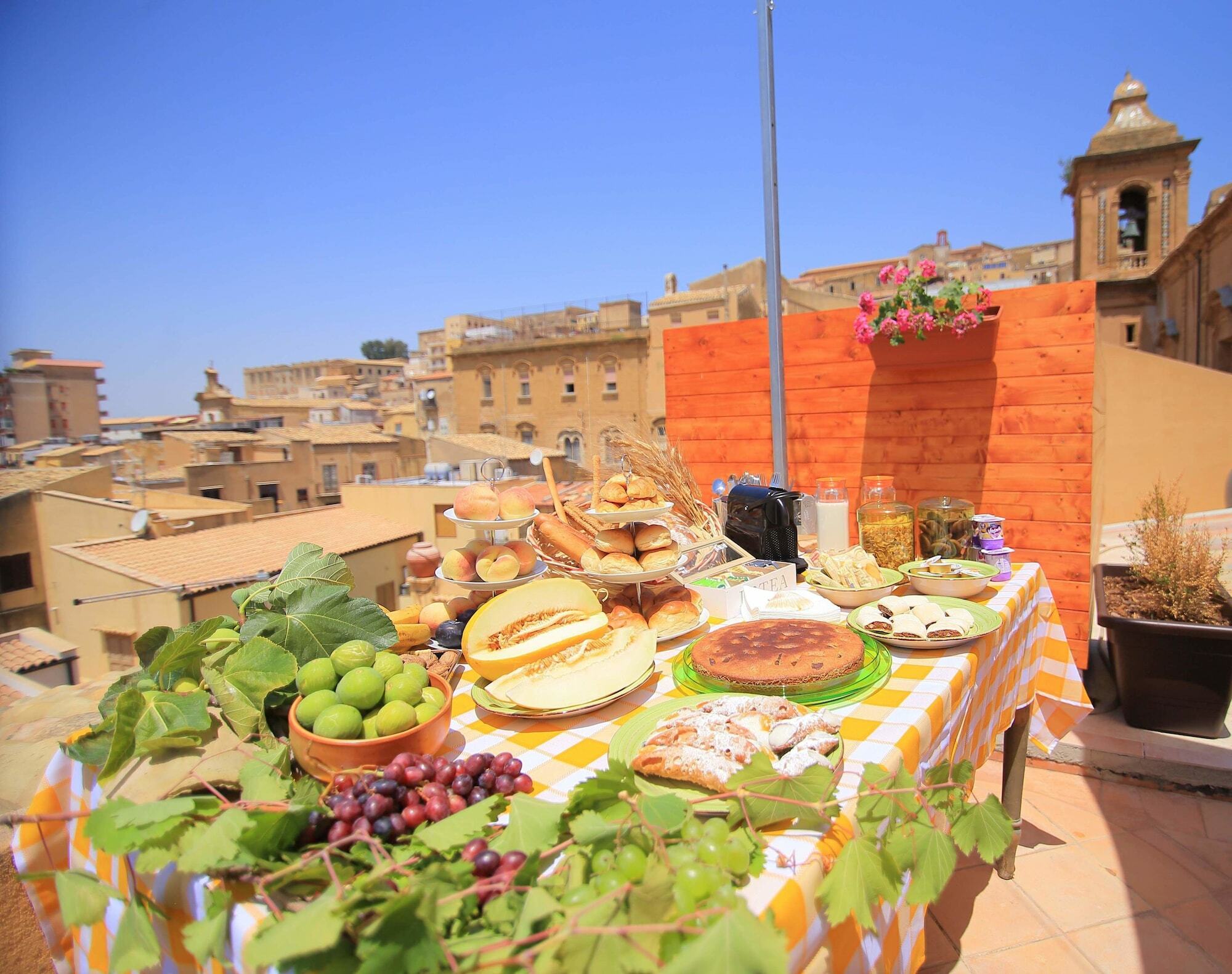 Le Terrazze Di Pirandello Bed & Breakfast Agrigento Dış mekan fotoğraf