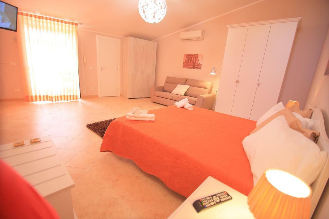 Le Terrazze Di Pirandello Bed & Breakfast Agrigento Dış mekan fotoğraf