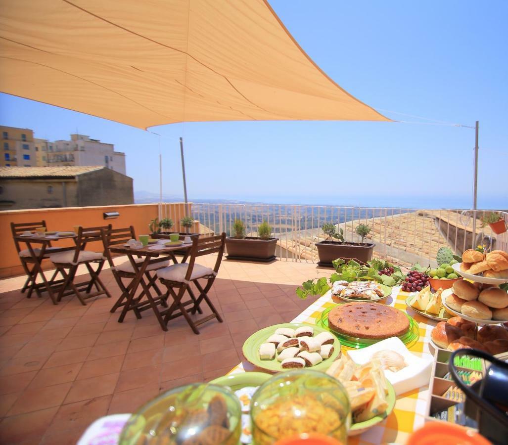 Le Terrazze Di Pirandello Bed & Breakfast Agrigento Dış mekan fotoğraf