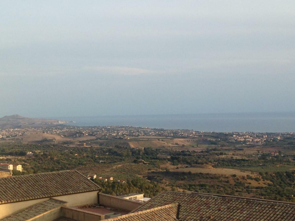 Le Terrazze Di Pirandello Bed & Breakfast Agrigento Dış mekan fotoğraf