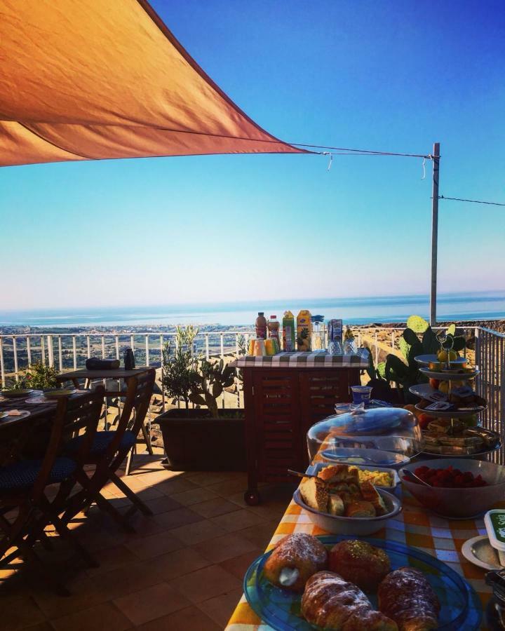 Le Terrazze Di Pirandello Bed & Breakfast Agrigento Dış mekan fotoğraf